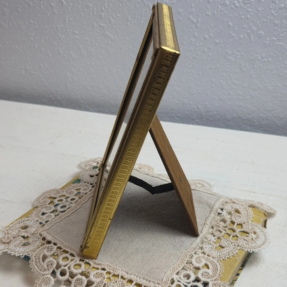 Vintage Gold Tone Metal Picture Frame Floral Corners‎ Rectangular Tabletop